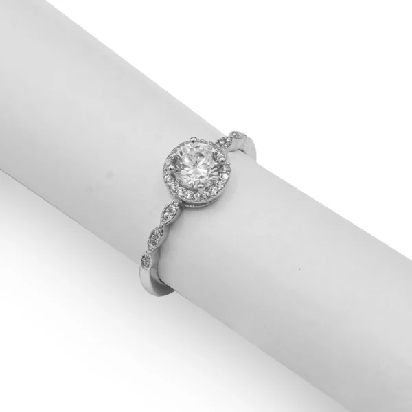 Ladies Diamond Ring